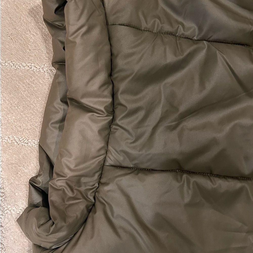 Thread & Supply Olive Crop Puffer Jacket - Picture 4 of 5